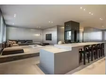 uniek designappartement (192m²) te koop in hartje kortrijk