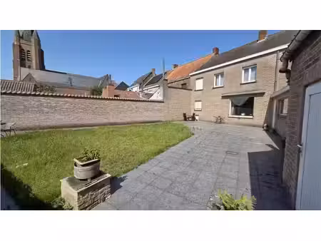 op te frissen 4-slaapkamerwoning met garage en binnentuin te koop in ruddervoorde oostkamp