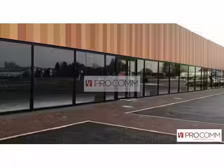 vente commerce gellainville 28630 143m²