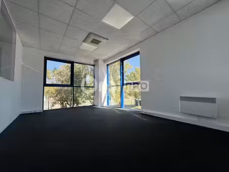 location local d’activités moissy cramayel 77550 290m²