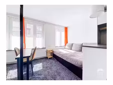 appartement à vendre à rue de l'enclume 11 saint-josse-ten-noode (vbe63673)