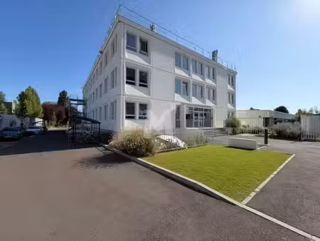 location local d’activités les ulis 91940 2216m²