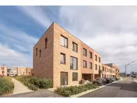 nieuwbouwwoning onder registratie op toplocatie
