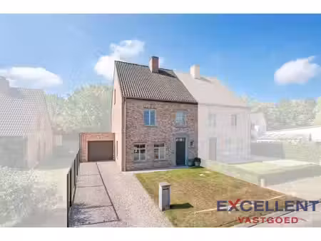 prachtige landelijke woning in sint-martens-leerne te koop