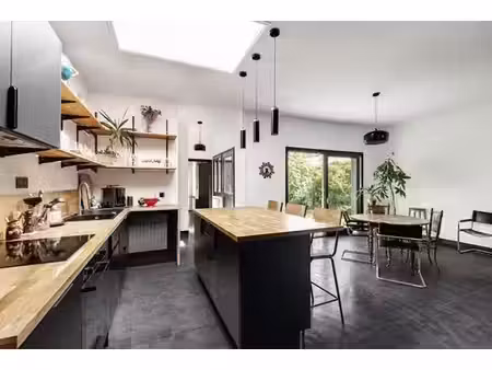 maison de luxe de 232 m2 en vente lille  france
