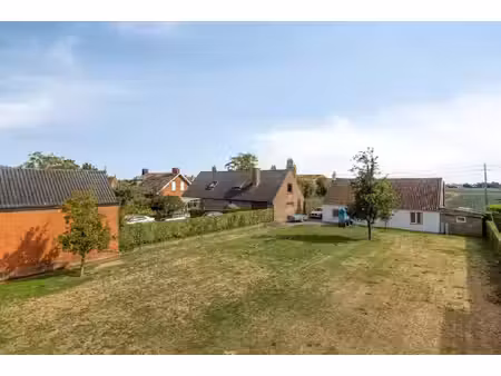 grond te koop in meulebeke met 3 slaapkamers