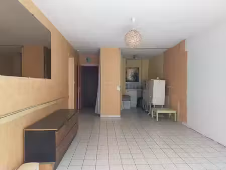 vente appartement 3 pièces 64m2 bormes-les-mimosas 83230 - 242000 € - surface privée