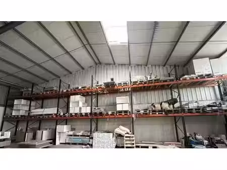 location local d’activités vedene 84270 500m²