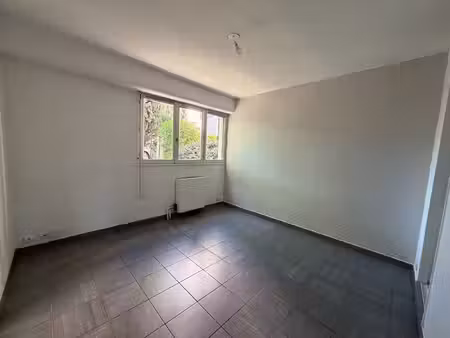 appartement 2 pièces 43 m² à louer aix-en-provence 13090 ? | era immobilier