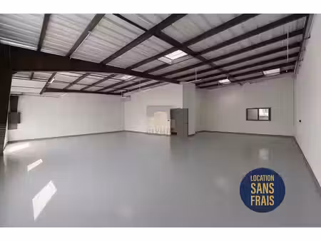 location local d’activités la chapelle-sur-erdre 44240 216m²