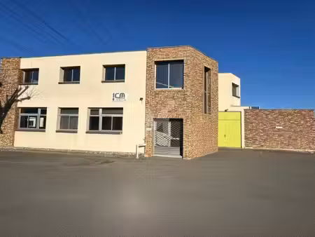 location local d’activités palaiseau 91120 905m²