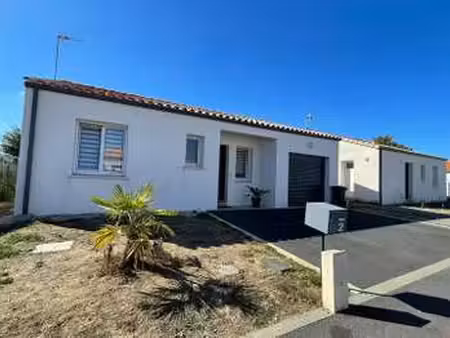 vente maison à saint-paul-mont-penit (85670) : à vendre / 65m² saint-paul-mont-penit