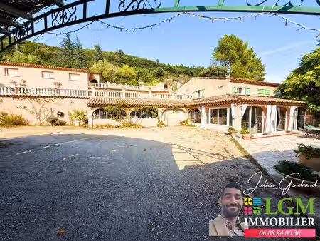 ? belle propriété avec vue sur les cévennes à saint-jean-de-valériscles ! ❤️