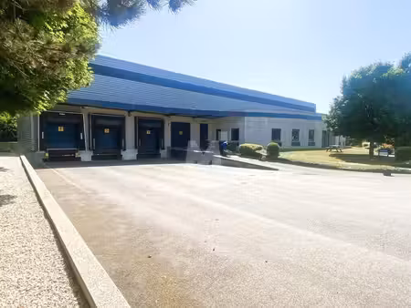 location local d’activités 3169m²