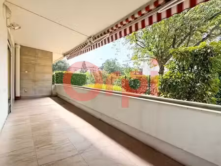 vente appartement 3 pièces 78 m² à lyon 8ème (69008)  299 000 €