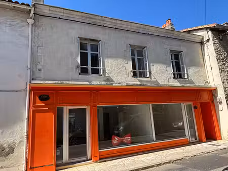 maison 3 pièces 141 m² à vendre / acheter civray 86400 ? | era immobilier