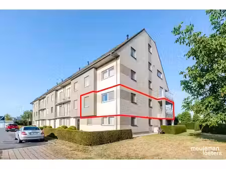 appartement te koop in oostkamp met 2 slaapkamers