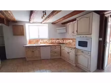 location maison de village 3 pièces 62 m2 à macornay