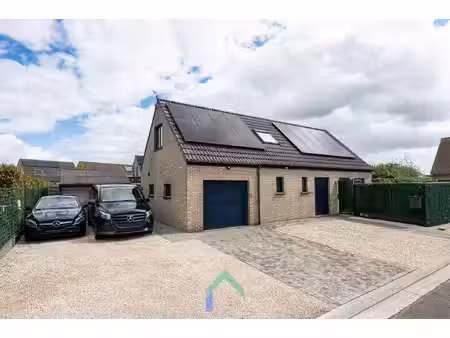 huis te koop in wielsbeke met 2 slaapkamers