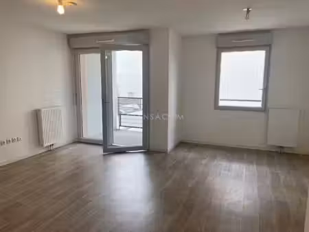 location appartement 1 pièce 30m² tours 37100