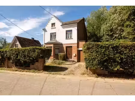maison à vendre à rue de la digue 5 lessive (vbe63557)