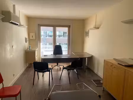 location local professionnel 55m² lyon 3ème