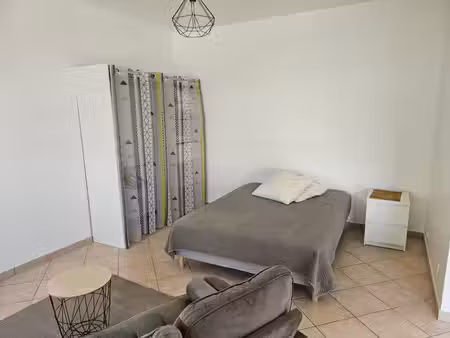 location appartement 1 pièce 29m²