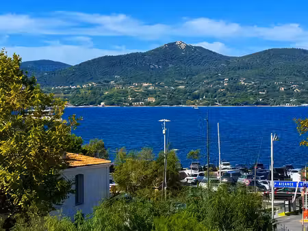 saint-tropez: studio vue mer  terrasse et rendement locatif exceptionnel