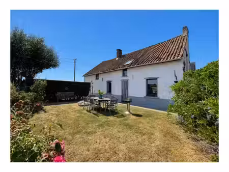 maison à vendre avec jardin et 3 chambres   bassilly (vbe63616)