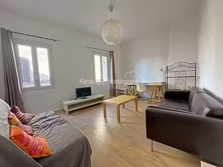 location appartement 2 pièces 50 m² à arles (13104)