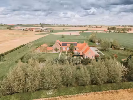 huis te koop in heuvelland met 4 slaapkamers
