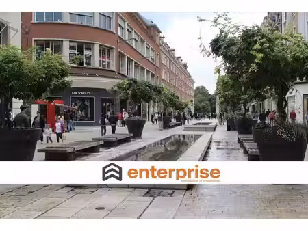 location commerce amiens 80000 110m²