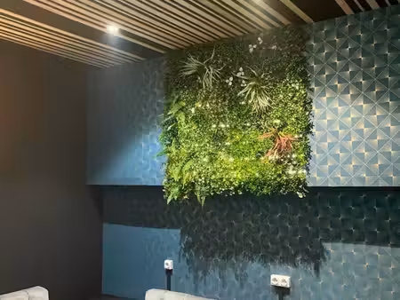 location commerce paris 75011 123m²