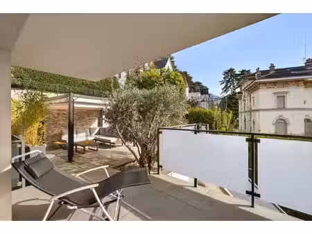 vente en nue propriete centre aix les bains