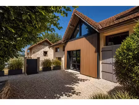 meyrieux-trouet - maison de caractère avec extension contemporaine