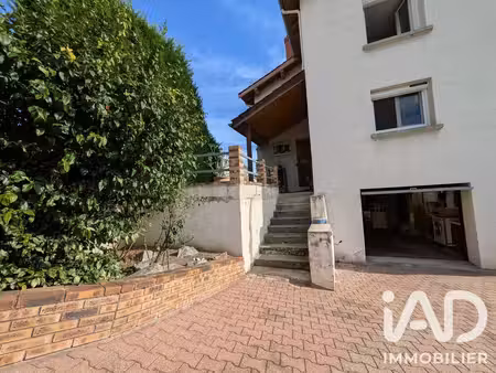 maison traditionnelle à villars (42390)
