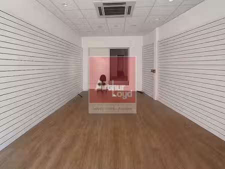 location local commercial 120m² auxerre 89000