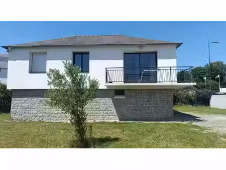location meublée maison 4 pièces 65.13 m² à la mézière (35520)  1 200 €