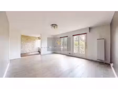 vente appartement 4 pièces 86 m2 à le port-marly