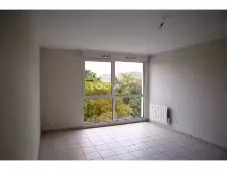 location appartement 2 pièces 52 m² à dijon (21000)