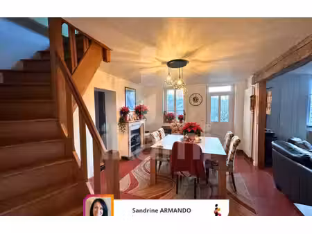 maison de 146 m² à les bordes - 191 000 €