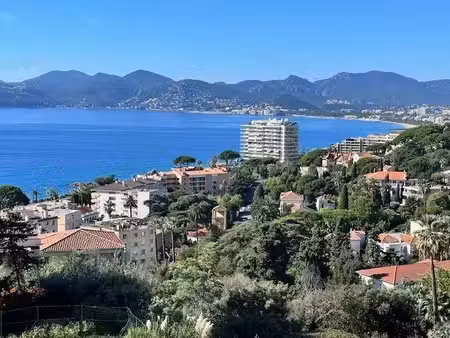 très bel appartement moderne - piscine et tennis