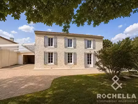 vente maison 5 pièces 183.7 m² à essouvert (17400)  259 000 €