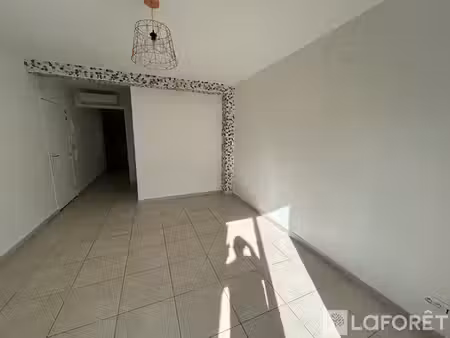 frejus hyper-centre location appartement t3