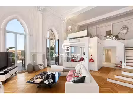 château de la tour – duplex neo-gothique de 170 m² et terrasses vue mer