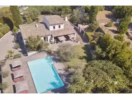 achat : maison (06400)
