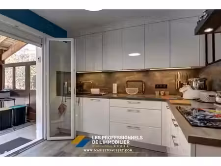 maison de luxe de 140 m2 en vente lyon  auvergne-rhône-alpes