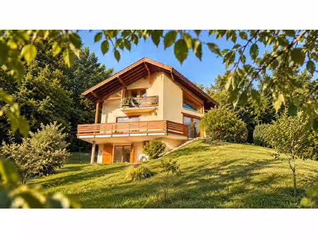 perrignier - maison familiale au calme avec t2 indépendant