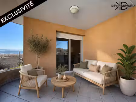 appartement 70 m² + place de parking + garage à aubenas