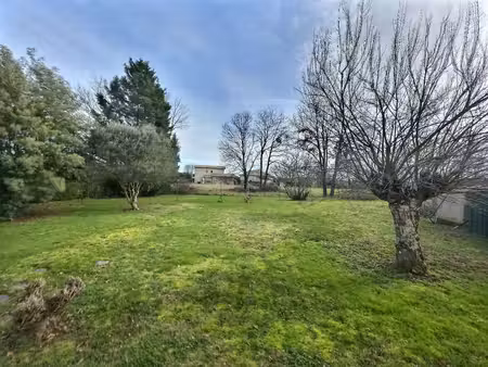 terrain saint etienne de tulmont 900 m2
